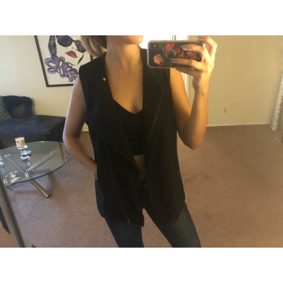 Harvè Benard vest - Picture 3 of 8